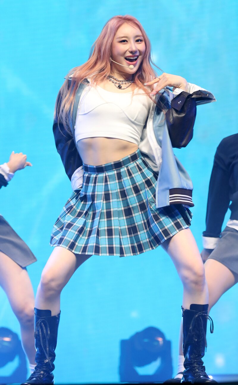 230412 Lee Chaeyeon 'Over the Moon' Press Showcase documents 19