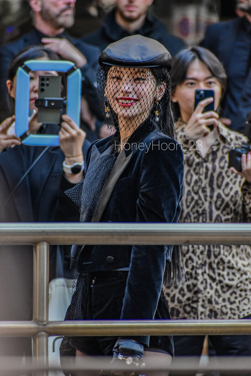 240921 ITZY Yeji - Dolce & Gabanna SS25 Show at Milan Fashion Week documents 12