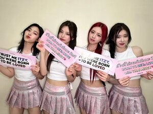 240316 - ITZY Twitter Update - ITZY 2nd World Tour 'BORN TO BE' in BANGKOK