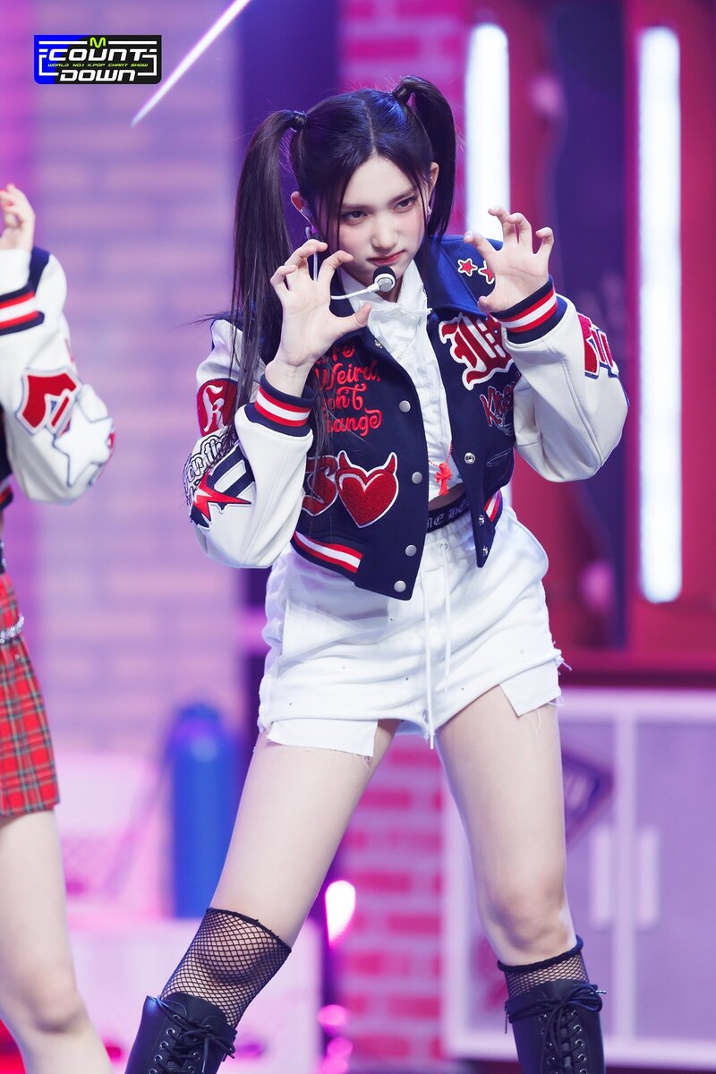 230413 IVE Leeseo - 'Kitsch' & 'I AM' at M COUNTDOWN documents 8