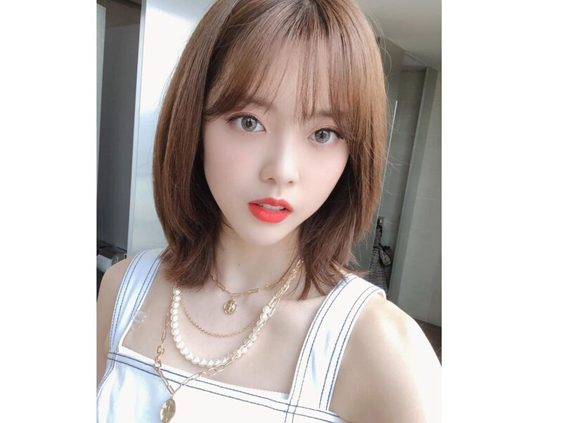 200623 Suyeon Instagram update documents 4