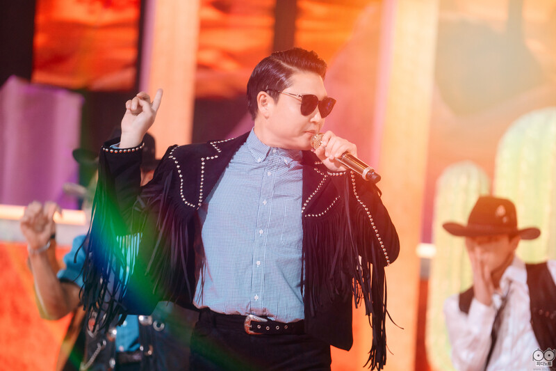 220501 PSY- 'THAT THAT' at INKIGAYO documents 5