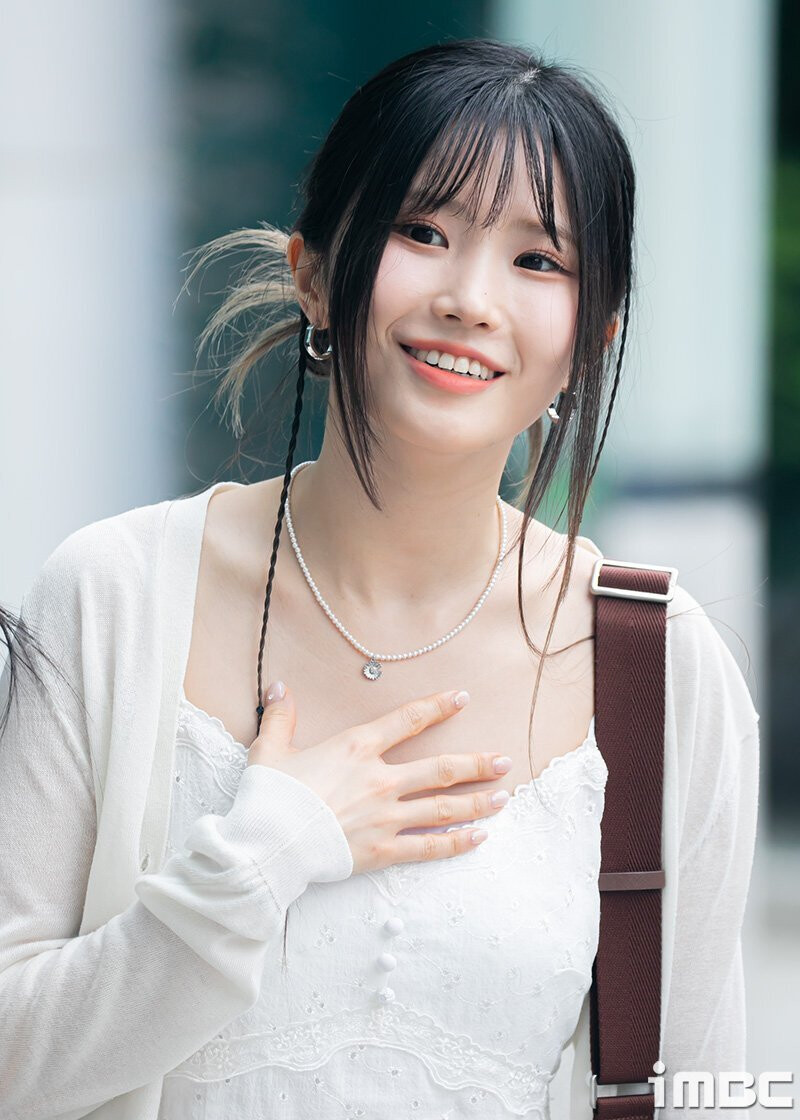 230615 fromis_9 Hayoung -  Power FM Commute documents 2