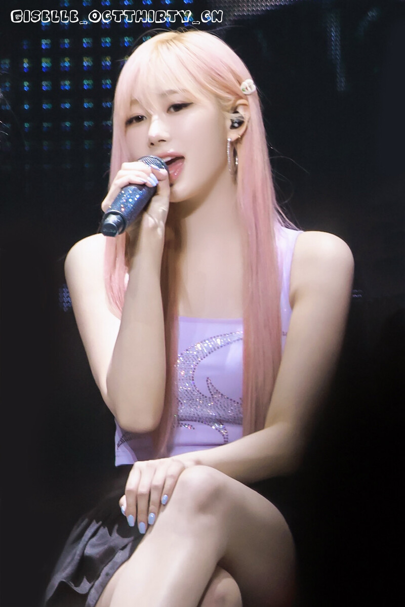 240922 aespa Giselle - ‘SYNK : Parallel Line’ Tour in Macau Day 2 documents 1