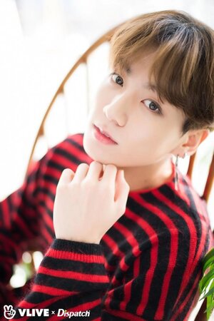 VLIVE x DISPATCH update with BTS's J-hope & Jungkook for behind the scenes of Christmas Photoshoot | 181227