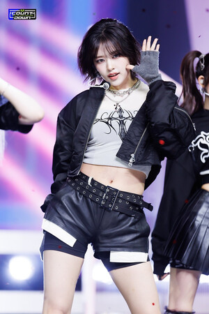 231019 IVE Yujin - 'Baddie' & 'Off The Record' at M COUNTDOWN