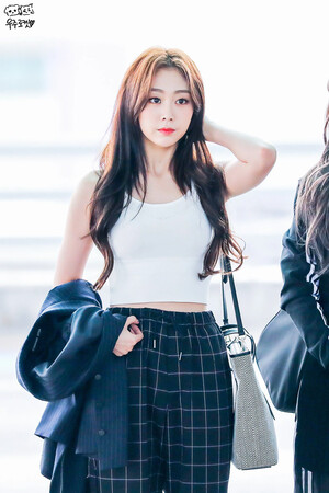 190425 Lovelyz Jisoo