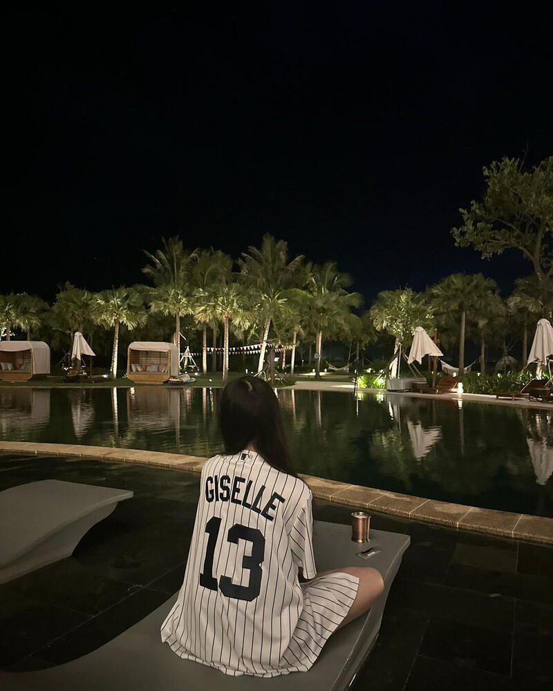 230619 - GISELLE Instagram Update documents 4