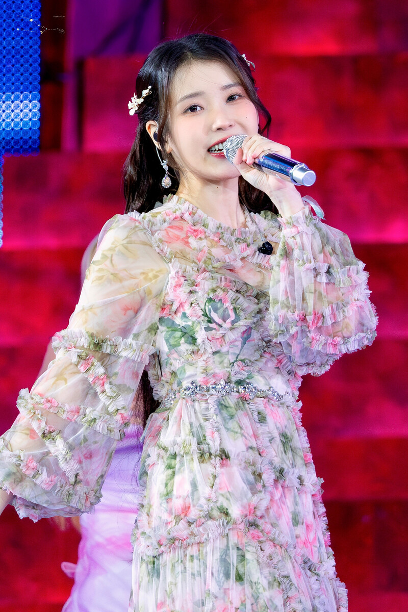 240921 IU - HEREH World Tour Concert Encore: The Winning in Seoul Day 1 documents 2