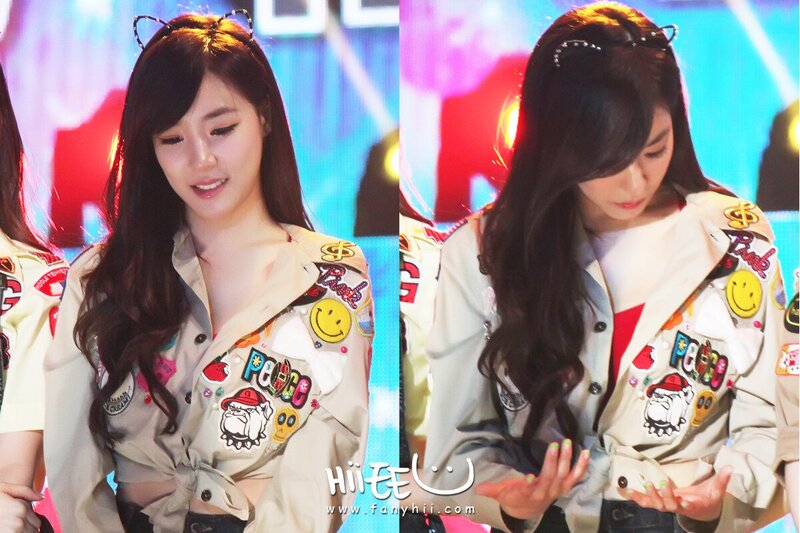 130628 Girls' Generation Tiffany at Korea-China Friendship Concert documents 17