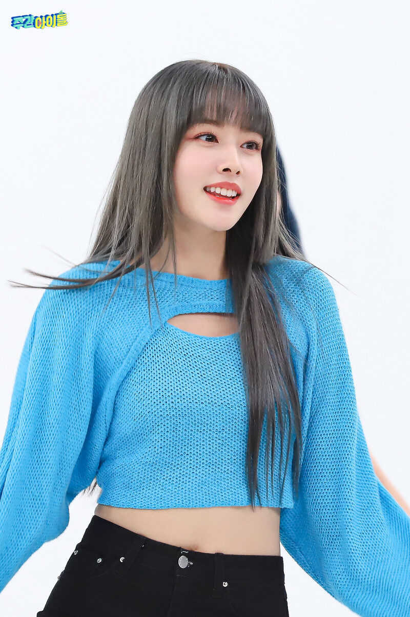 210908 MBC Naver Post - STAYC at Weekly Idol documents 6