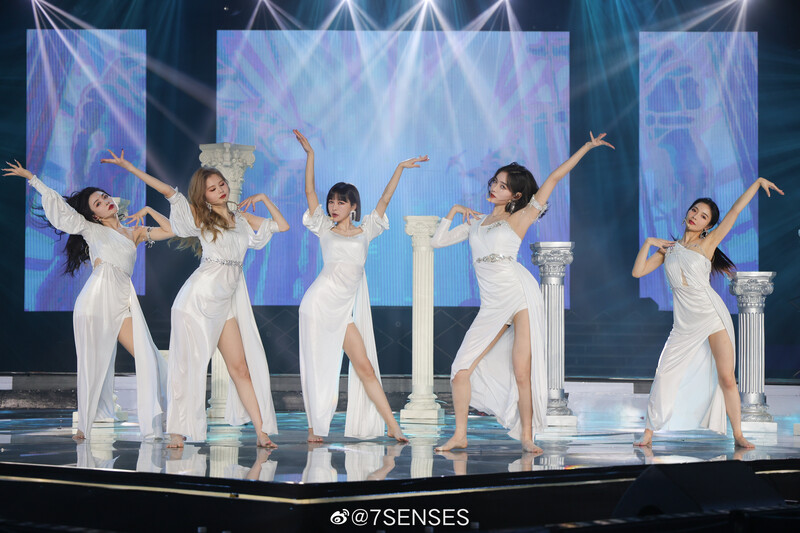 220109 7SENSES Weibo Updates - 7SENSES at SEN7ES Comeback Concert documents 14