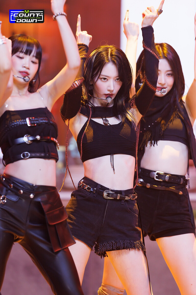 230504 LE SSERAFIM Sakura 'UNFORGIVEN' at M Countdown documents 11