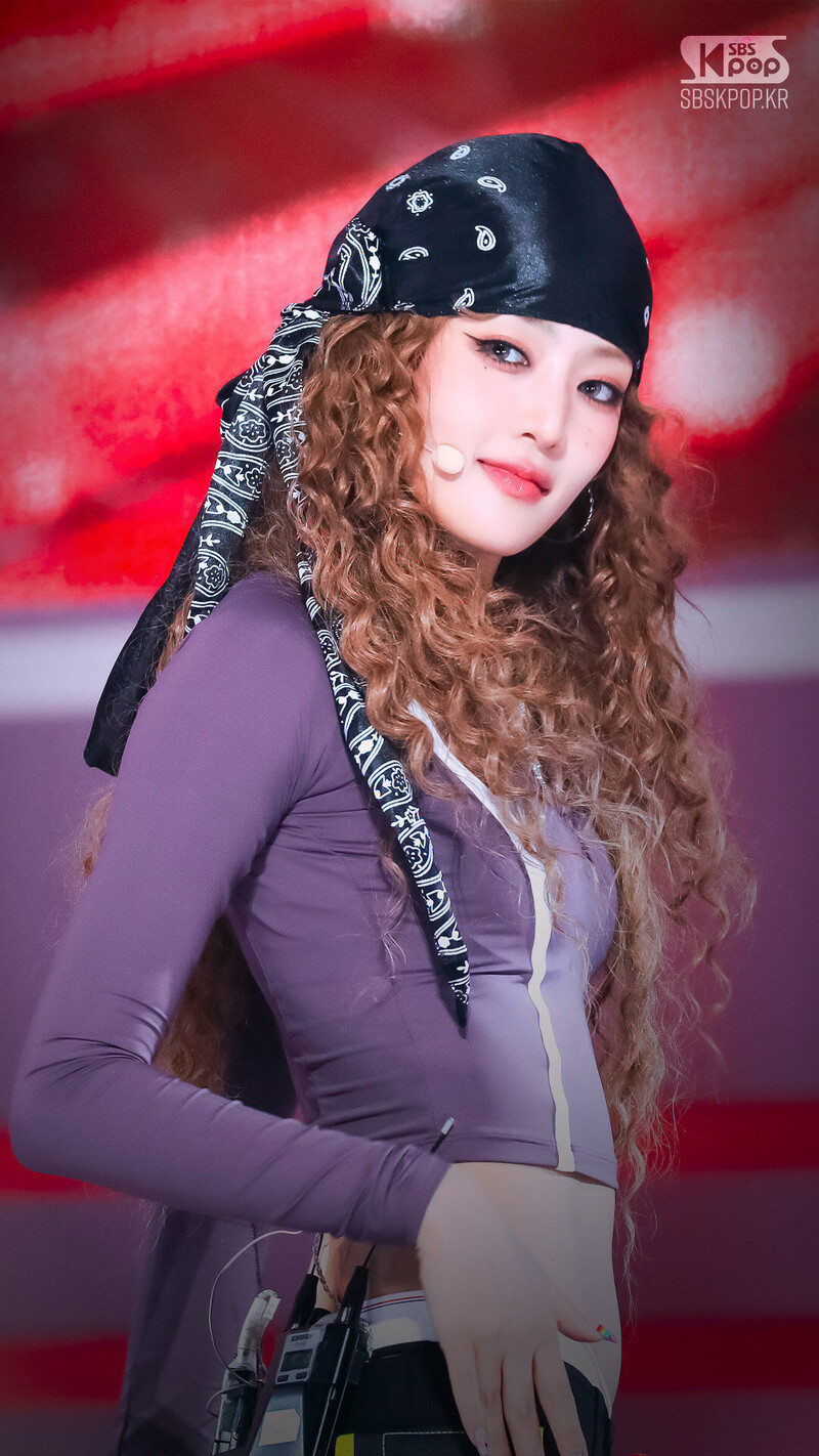 240714 (G)I-DLE Minnie - ‘Klaxon’ at Inkigayo documents 4