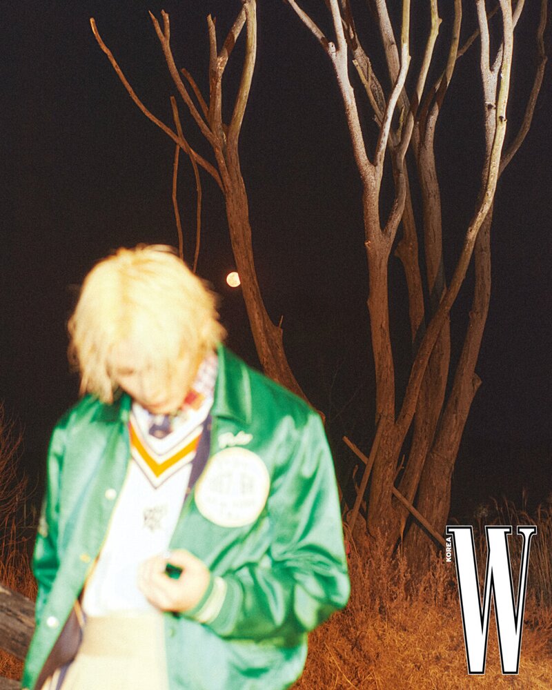 NCT MARK for W Korea x POLO RALPH LAUREN Vol .05 Issue 2023 documents 2