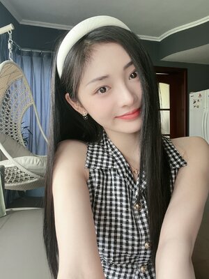 220618 Zhou Jie Qiong Weibo Update