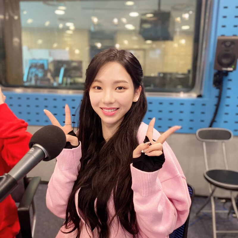 210519 SBS POWER FM Instagram Update - aespa documents 9