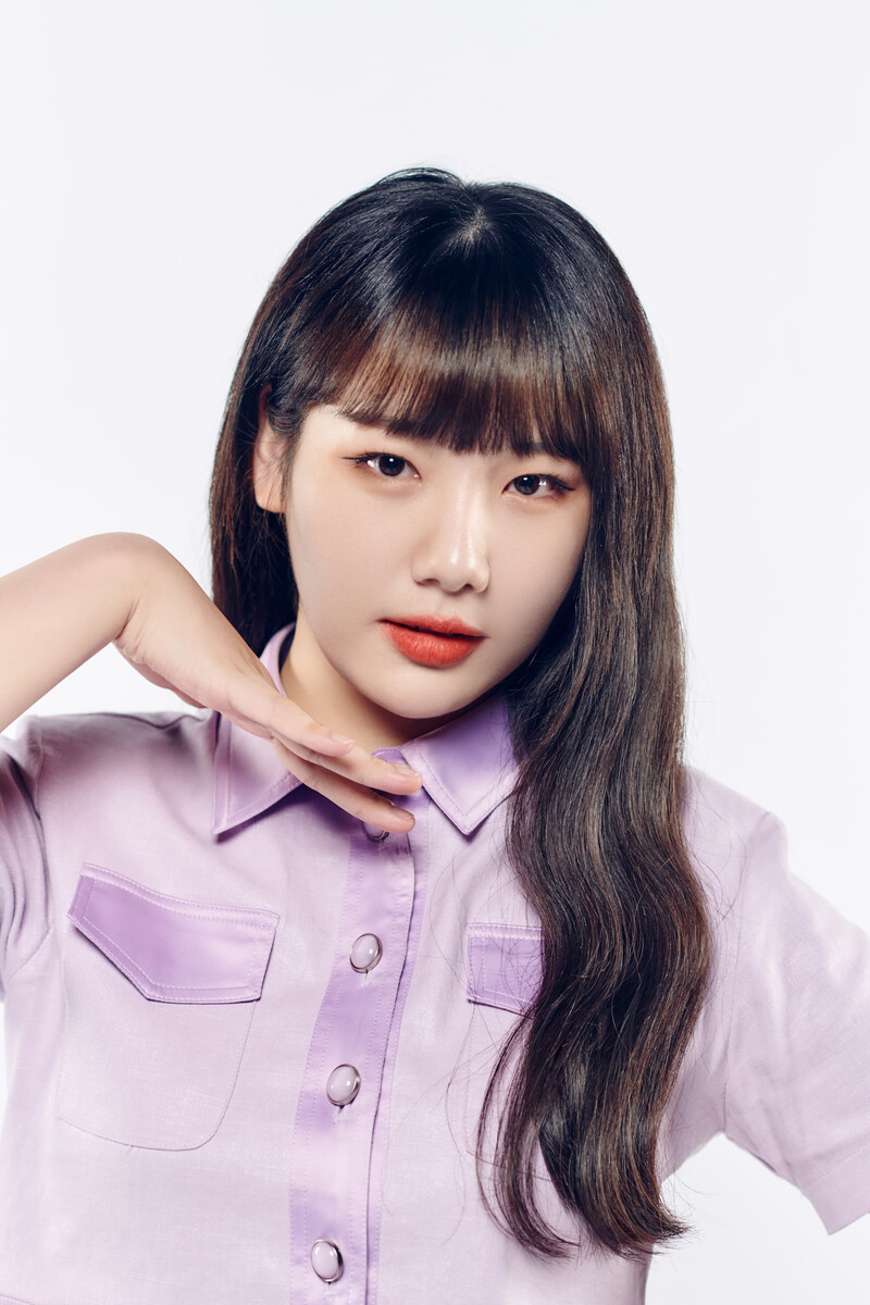 Girls Planet 999 - C Group Introduction Profile Photos - Xia Yan documents 1