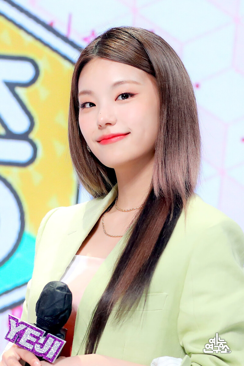 210703 Music Core MC - Yeji documents 1