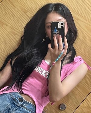 230617 - fromis_9 Seoyeon Instagram Update