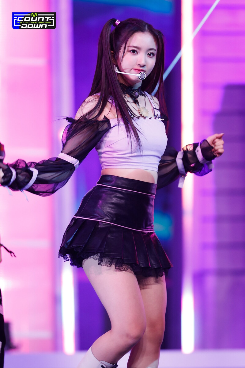 220113 Kep1er - 'WA DA DA' at M Countdown documents 5