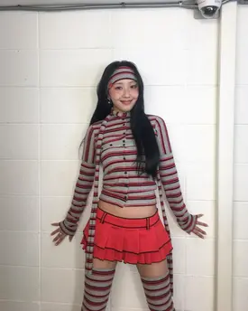 Genie Behind the scenes for YVES - I_Did album photoshoot