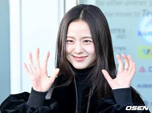 250124 Blackpink JISOO at Incheon Airport