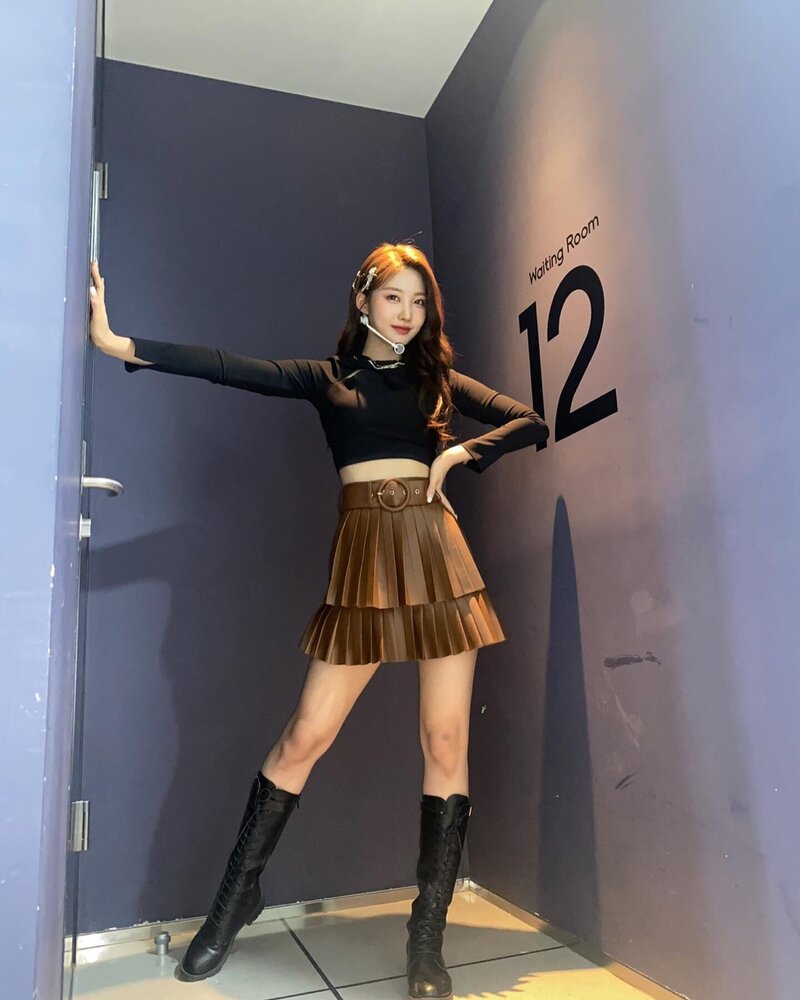 211211 EVERGLOW SNS Update - Sihyeon documents 1