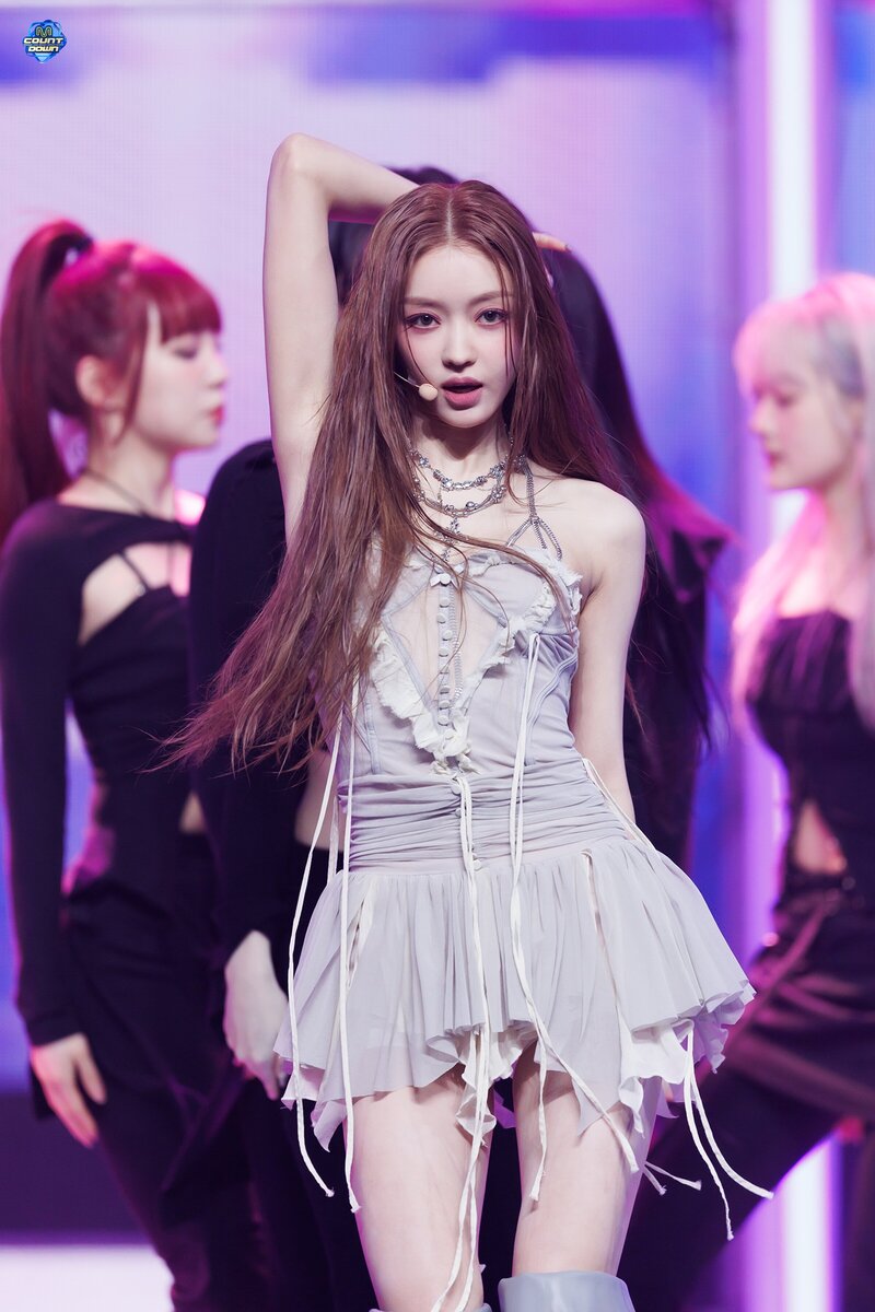 240314 OH MY GIRL YooA - 'Rooftop' at M Countdown documents 7