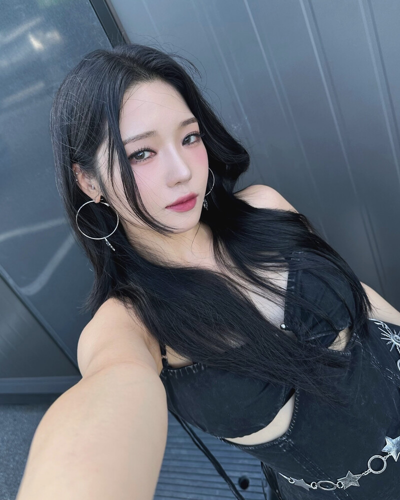 240727 fromis_9 Jisun Instagram Update documents 2