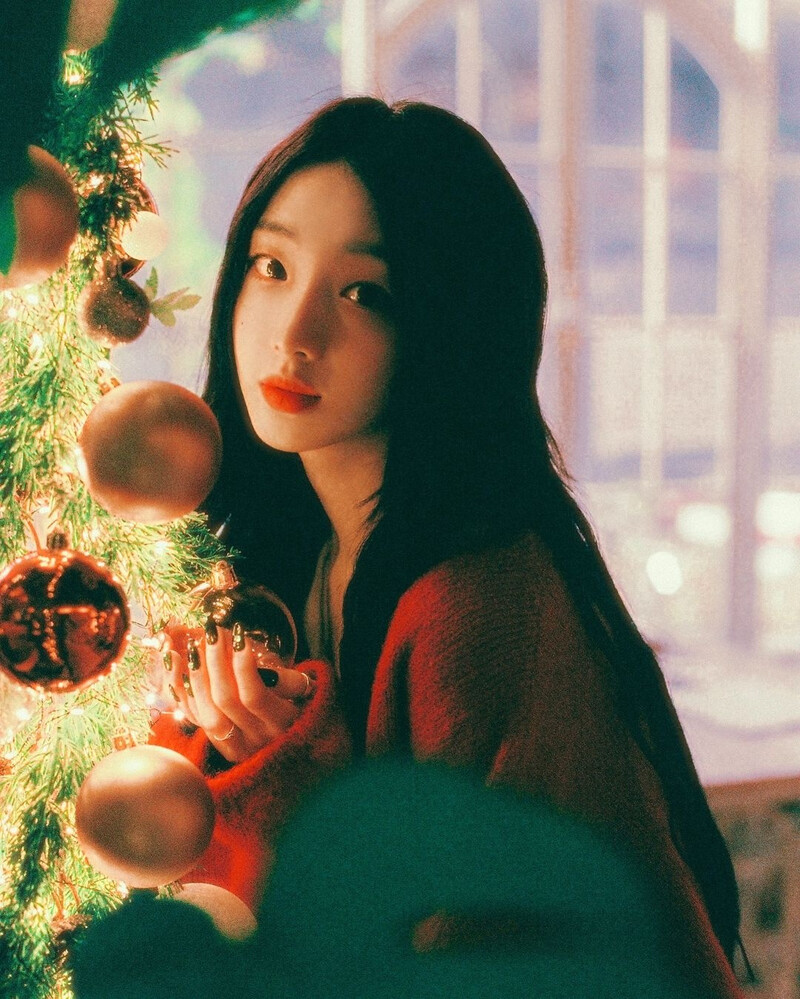 241126 - mu_gung Instagram Update with YeoJin documents 8