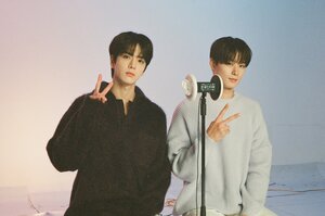 230131 MPD Twitter Update - Younghoon, Juyeon
