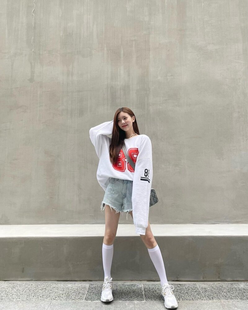 220708 DIA Eunchae Instagram Update | kpopping