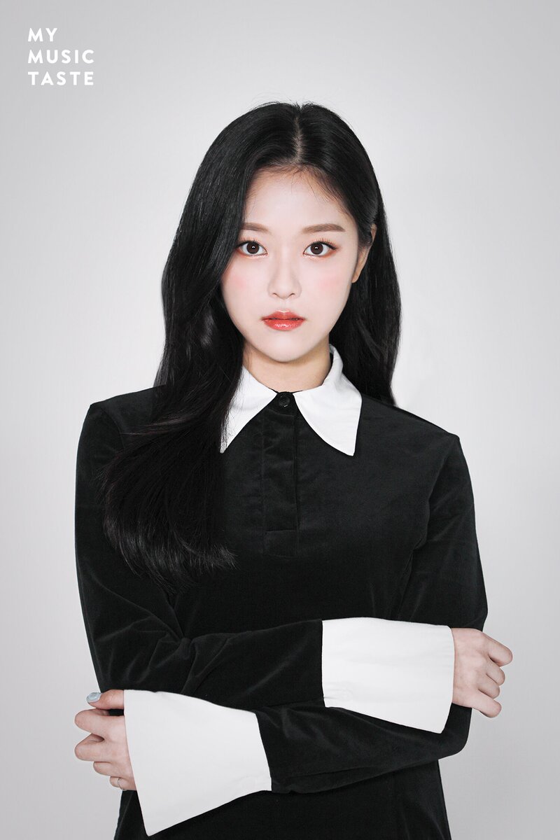 LOONA ON WAVE [&] Promotion Photos by MyMusicTaste documents 2