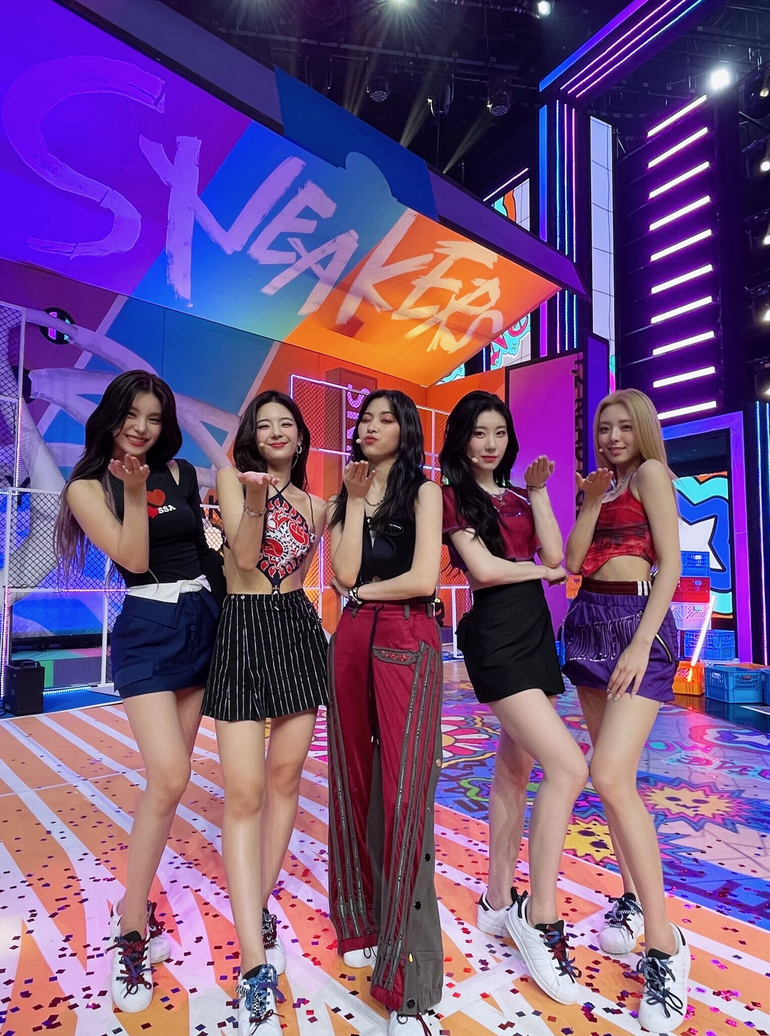 220721 ITZY Twitter Update | kpopping