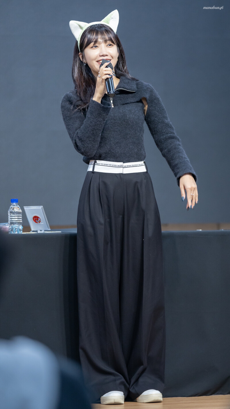 221112 Apink EUNJI at fansign event documents 6