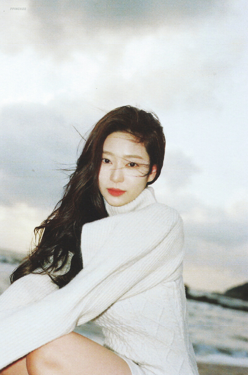 Kim Minju '𝐏𝐑𝐎 𝐌𝐄𝐌𝐎𝐑𝐈𝐀' Photobook Scans documents 18