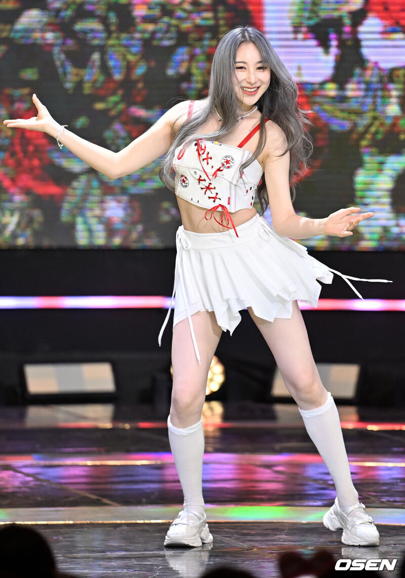 230912 Chae Yeon - SBS 'The Show' Live Broadcast documents 1