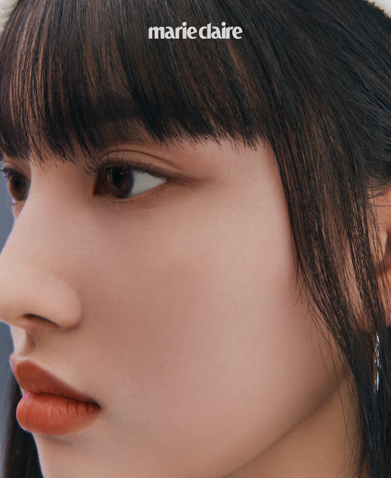 STAYC for Marie Claire Korea April Issue 2022 documents 9