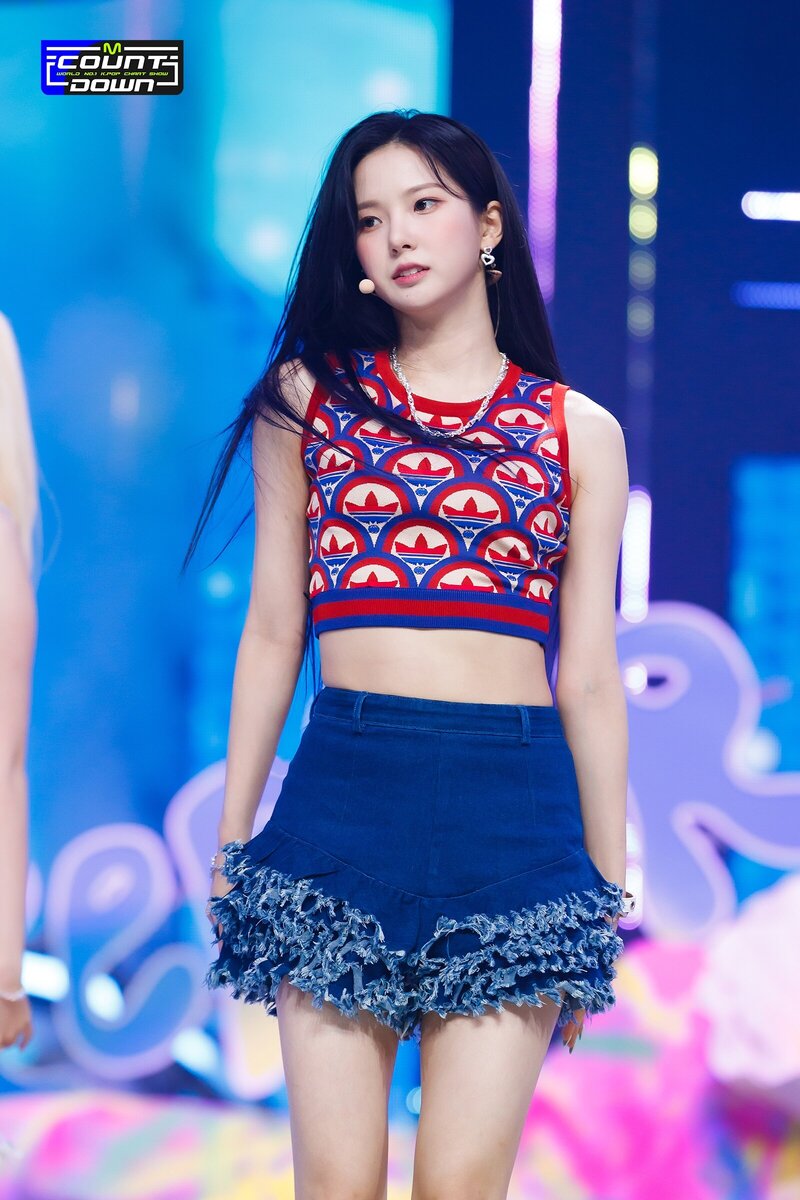 220623 Kep1er - 'UP!' at M Countdown documents 18