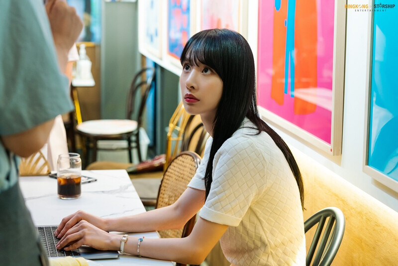 211008 Starship Naver Post - Seola "Love in black hole" Drama Behind documents 24