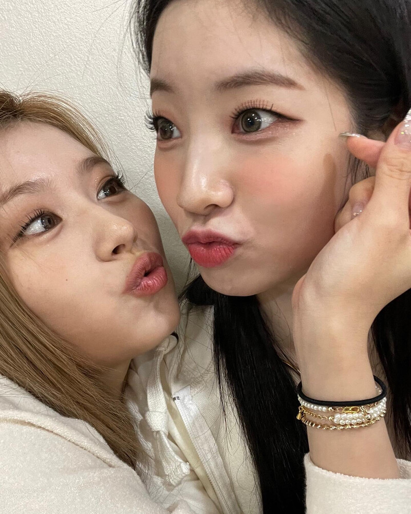 210620 TWICE Instagram Update - Sana & Dahyun documents 4