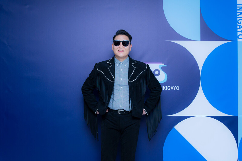 220501 SBS Twitter Update- PSY at INKIGAYO Photowall documents 2