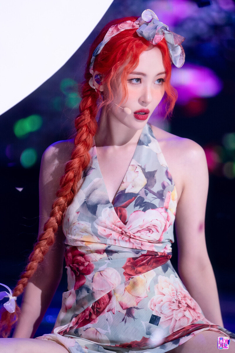 220710 Sunmi - Heart Burn at SBS Inkigayo documents 11