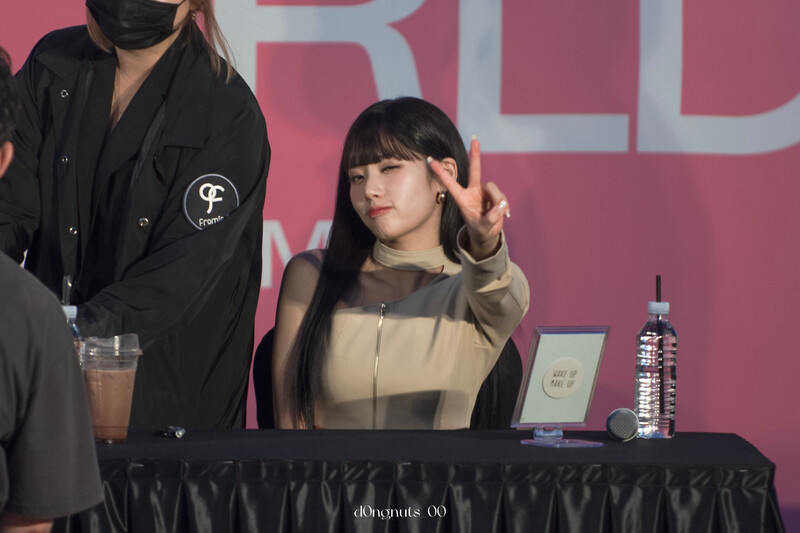 230616 fromis_9 Jiwon - Sinchon Fansigning Event documents 19