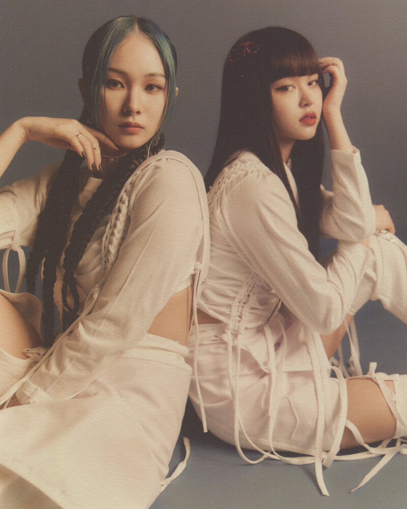 EVERGLOW 'Last Melody' Album [SCANS] documents 15