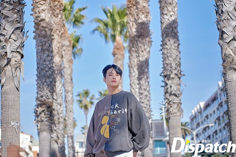 March 4, 2022 WOOYOUNG- 'ATEEZ IN LA' Photoshoot by DISPATCH documents 2