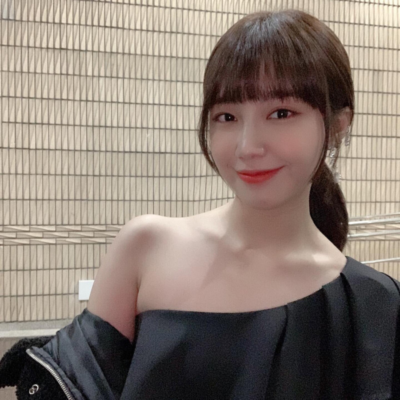 191221 APINK sns update with EUNJI & BOMI documents 13