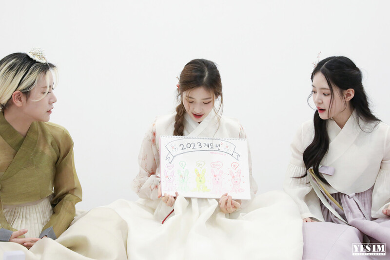 230125 YES IM Naver Post - mimiirose Lunar New Year Rabbit Drawing Behind documents 5