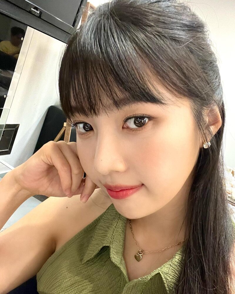 220814 Red Velvet Joy Instagram Update documents 11